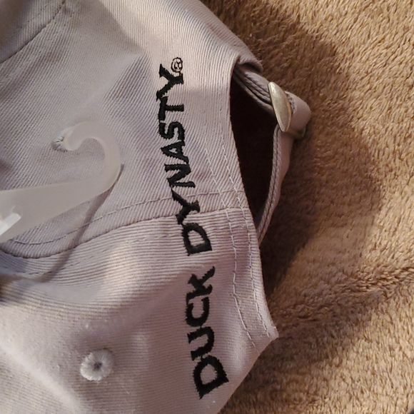 Two Duck Dynasty Hats New - Picture 6 of 8